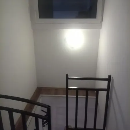 Emilija Apartament *